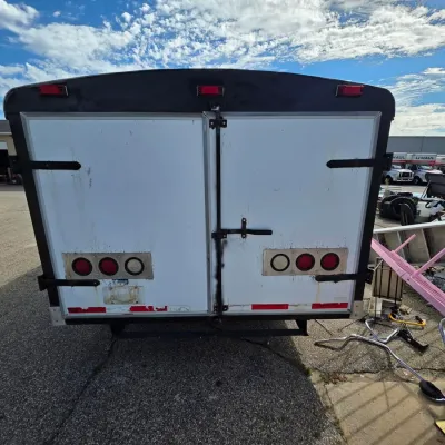 1990 Pace American Dual-Axle Enclosed Snowmobile Trailer - more photos (4) - Lot 7310446