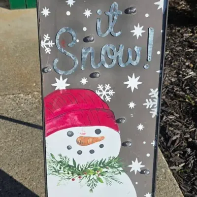Battery Powered Light Up Snowman "Let it Snow" Sign