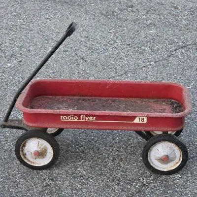 Radio Flyer Red Wagon - Classic Steel Pull Wagon