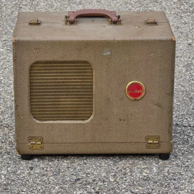 Vintage Kodak Kodascope Pageant Sound Film Projector with Speaker Case & Accessories