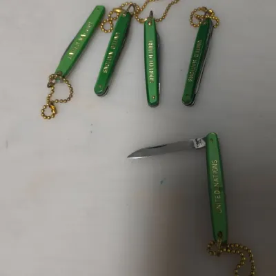 5 United Nations Souvenir Keychain Pocket Knives, Japan
