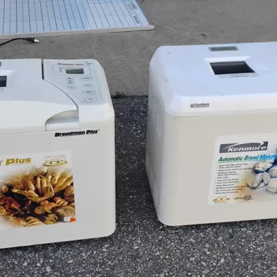 Bread Maker Pair: Breadman Plus and Kenmore Automatic Bread Makers
