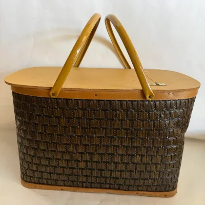 Vintage Woven Picnic Basket: Brown Synthetic Weave with Dual Wood-Grain Lid