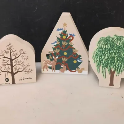1994 Cats Meow wooden block by Jaline Tree w/tire swing and cat, (Jaline) Willow Tree, and Christmas