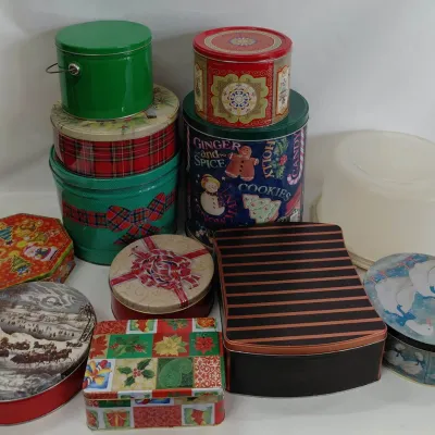 Cake Plate/Carrier, 11 Holiday Tins