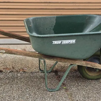 True Temper Wheelbarrow - Green Yard and Garden Hauler