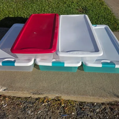 5 Long Sterilite Plastic Totes on Wheels