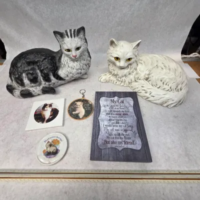 2 Large Ceramic Cats w/ 2 Small Decorative Coasters and a Keychain