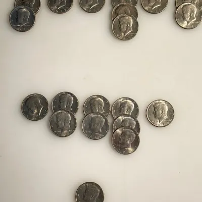 Lot of 20 - Early Date - 1971 - 1999 Kennedy Half Dollars