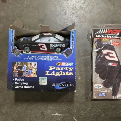 NASCAR Dale Earnhardt #3 Party Lights and RCR Mechanic Gloves - Goodwrench Racing Collectibles