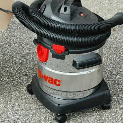 Shop-Vac 5-Gallon Stainless Steel Wet/Dry Vacuum with Hose & Box - 4.5 Peak HP