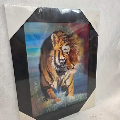 New in Packaging Lion/Tiger "3D" Wall Hanging