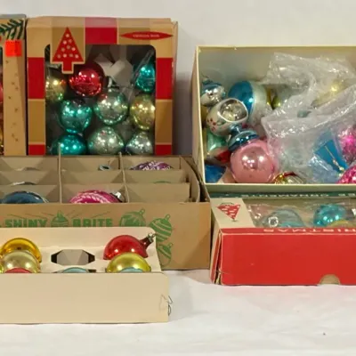 Vintage Christmas Shiny Brite Ornaments - Glass Ornaments