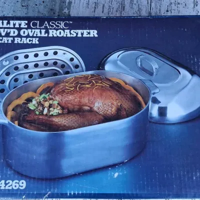 Vintage Magnalite Classic 20-3/8" Cov'd Oval Roaster W/ Meat Rack