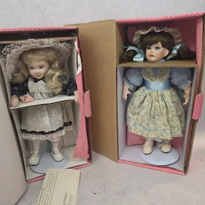 2 Vintage Collectible Porcelain Dolls from Paradise Galleries Treasury Collection
