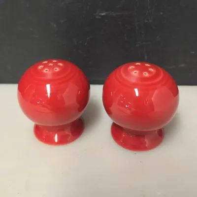 Pair of Scarlet Red Ring-Top Ball Salt and Pepper Shakers