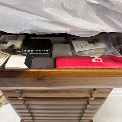 Sale Photo Thumbnail #3