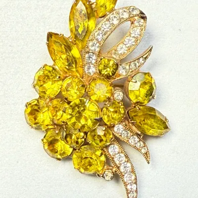 Sale Photo Thumbnail #65: Eisenberg Ice Citron Rhinestone Brooch