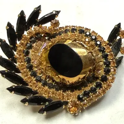 Sale Photo Thumbnail #60: Unsigned Juliana black and topaz rhinestone swirl brooch 