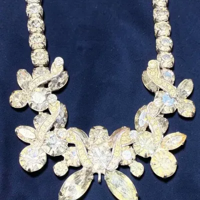 Sale Photo Thumbnail #71: Weiss Rhinestone Necklace