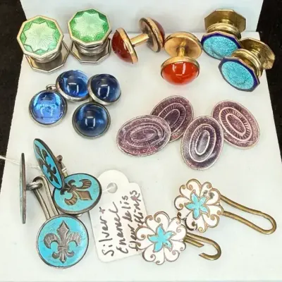 Sale Photo Thumbnail #80: Vintage Cufflinks: Enamel & Other
