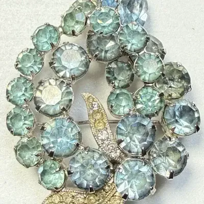 Sale Photo Thumbnail #66: Eisenberg Ice Rhinestone Brooch