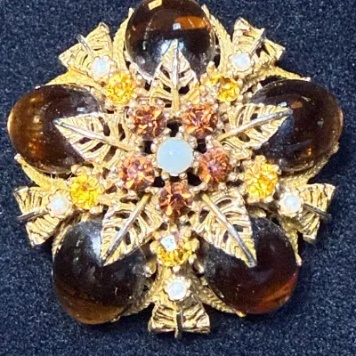 Sale Photo Thumbnail #77: ART Costume Brooch