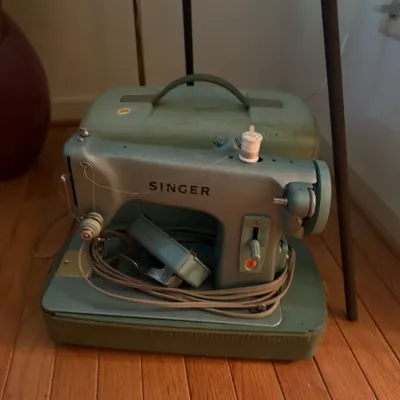 Singer sewing machine