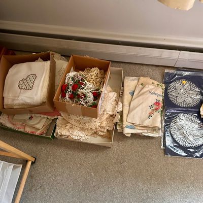 Sale Photo Thumbnail #86: Assortment of vintage linens, embroidered textiles, crocheted doilies, lace trim, and fabric craft items.