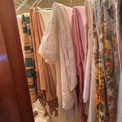 Sale Photo Thumbnail #98: Collection of vintage linens, shawls, lace fabrics, and garments 
