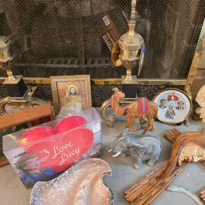 Sale Photo Thumbnail #48