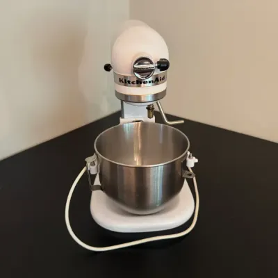 KitchenAid K5SS Mixer with Three Attachments