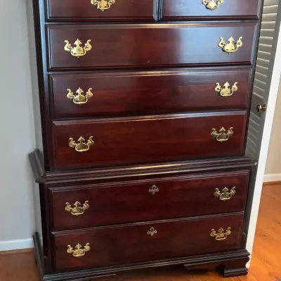 Carlisle Collection Seven Drawer Chest