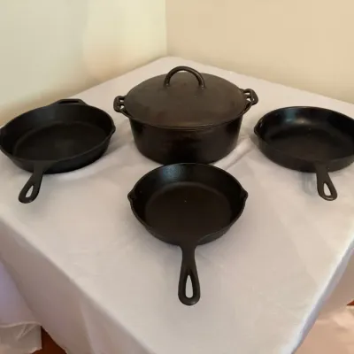  06 Lodge & Erie-Marked Cast Iron Cookware, 5 PC