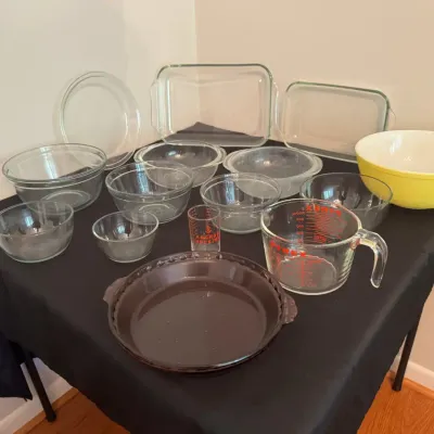 Pyrex & Anchor Hocking Glass Kitchenware