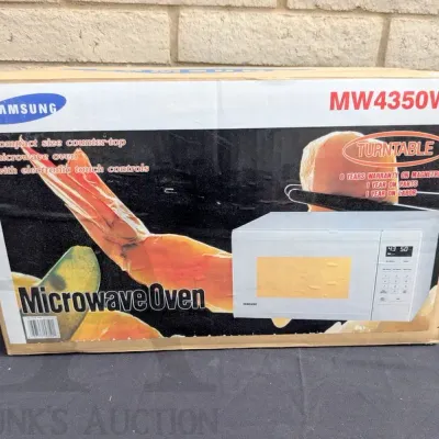 Sale Photo Thumbnail #766