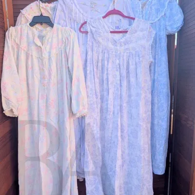 Sale Photo Thumbnail #582