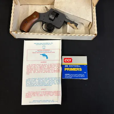 New England Firearms Model B32 S&W Starter Revolver With Primera