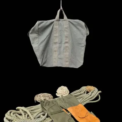 U.S Military A - 3 Flyers Kit Bag, Rope, & Gloves