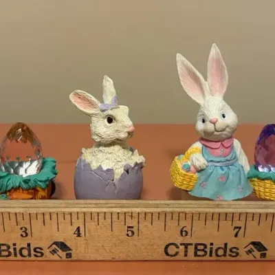 Decorative Easter Figurines