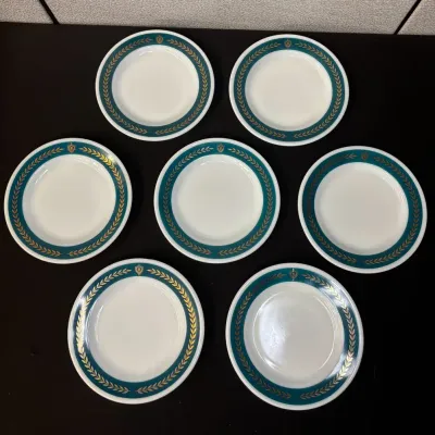 Set Of 7 - Vintage Pyrex Turquoise Laurel Leaf Plates