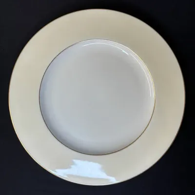 Vintage Lenox Williamsburg Inn Plate 1953-1988