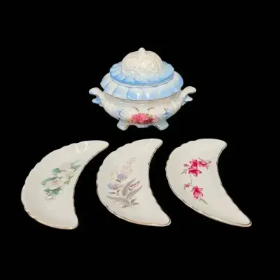 Vintage Iridescent Blue And White Lusterware Ceramic Footed Soup Tureen, Set Of 3 Bone Dishes