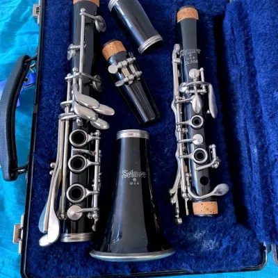 Lovely selmer clarinet