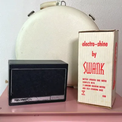 Vintage ge hair dryer in case remington shaver and swank shoe buffer