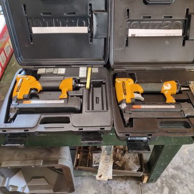Sale Photo Thumbnail #16: New stapler & nailer