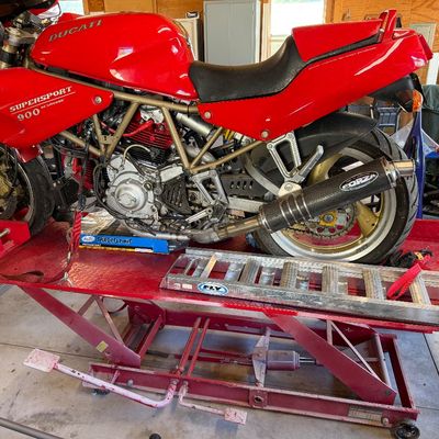Ducati "Super Sport 900" project. As-is, where is, with everything shown here. Highest Offer. 