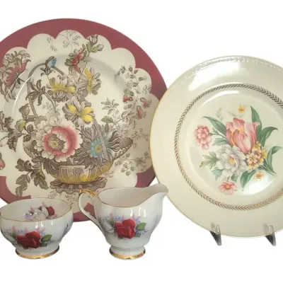 CK203 Mixed Lot of Vintage English Porcelain Tableware 