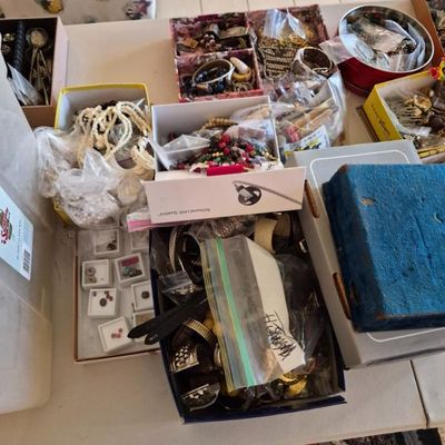 Sale Photo Thumbnail #69
