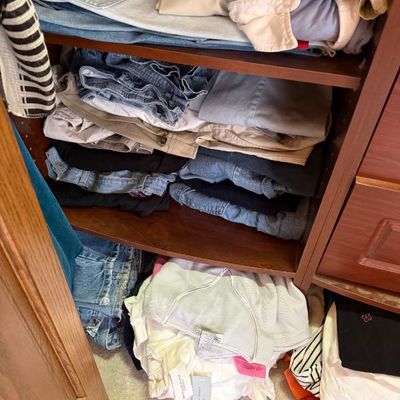 Sale Photo Thumbnail #576